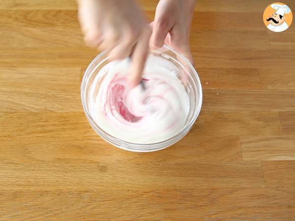 Mini rullar med jordgubbar, Rosa pantrar - Beredning steg 9