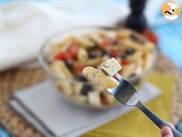 Pasta med tomat, fetaost och oliver - Beredning steg 5