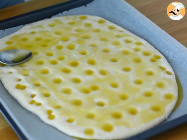 Focaccia, italienskt bröd med rosmarin - Beredning steg 5