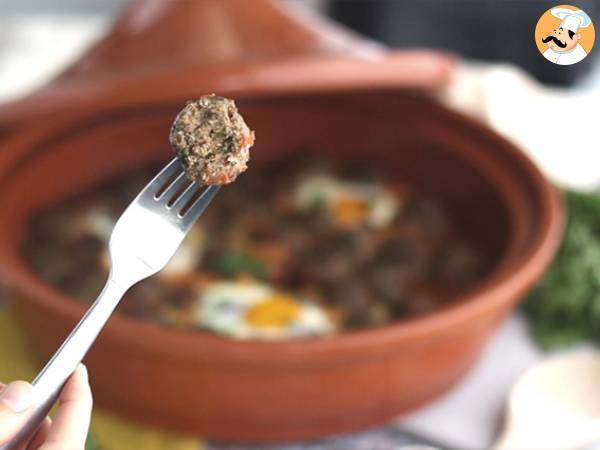 Tajine av kefta (köttbullar med kryddor och örter) - Beredning steg 8