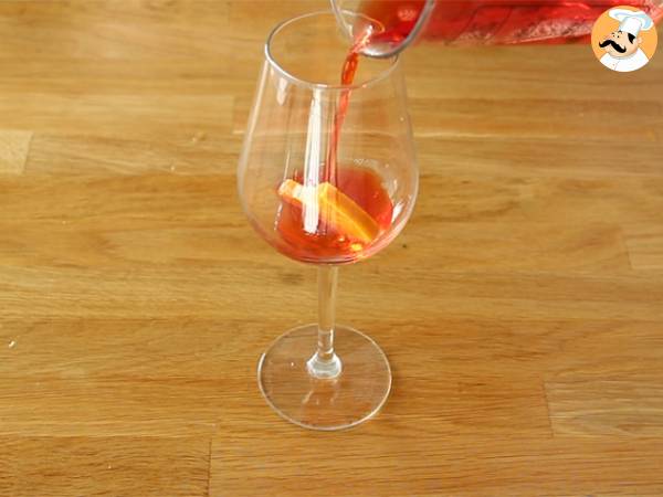 Spritz, den berömda italienska cocktailen med Aperol - Beredning steg 1