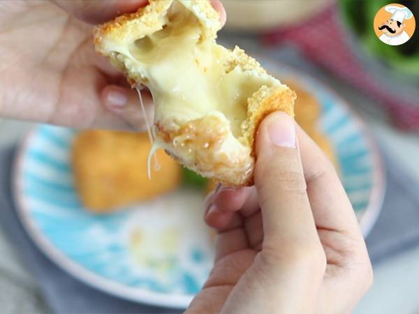 Panerad camembert, smältande och krispig - Beredning steg 6