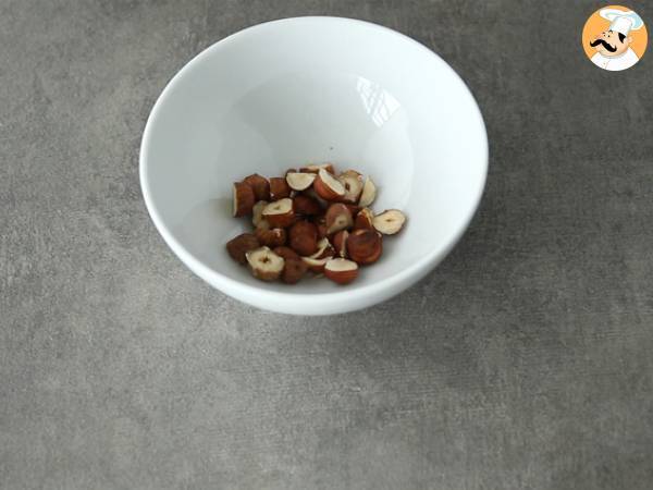 Choklad med marshmallows och hasselnötter - Beredning steg 3