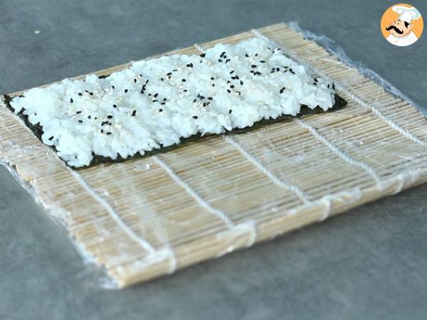 Makis med rökt lax och avokado - Beredning steg 10