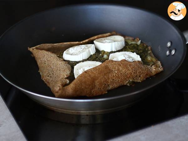 Bovetepannkaka med spenat, skinka och getost - Beredning steg 3