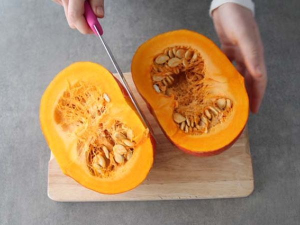 Bakad pumpa och kikärtor med rosmarin och fetaost - Beredning steg 1