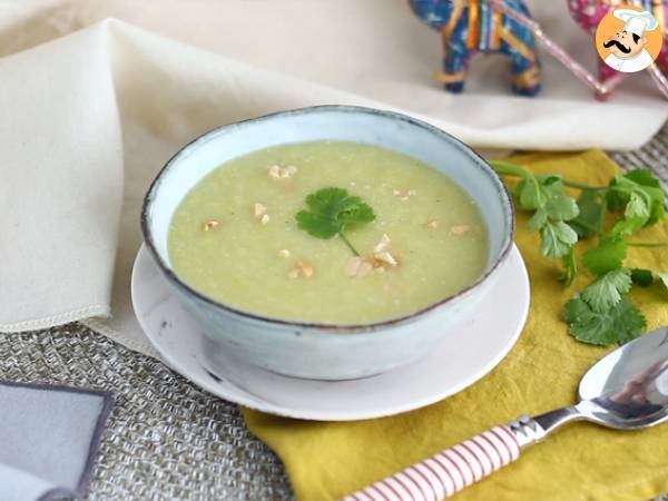 Soppa på purjolök, kokosmjölk och curry - Beredning steg 4