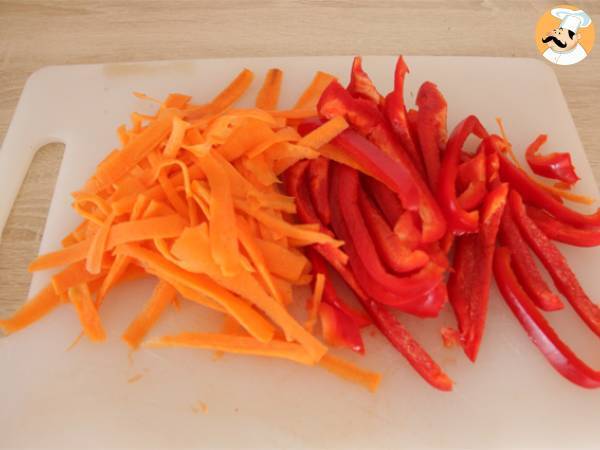 Thai Pasta (kokosnötsnudlar med räkor och grönsaker) - Beredning steg 1