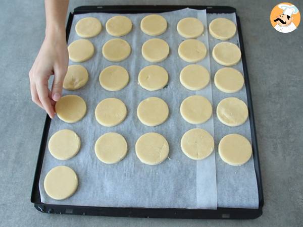 Alfajores - Argentinska mördegskakor med mjölksylt och kokos - Beredning steg 5