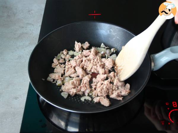 Enkel pasta med tonfisk - Beredning steg 2