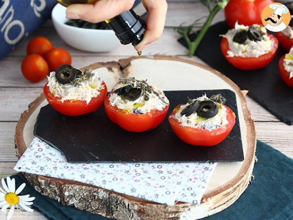 Fyllda tomater med tonfisk, färskost och oliver - Beredning steg 4