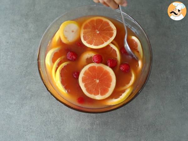 Rosa sangria med rosévin - Beredning steg 2