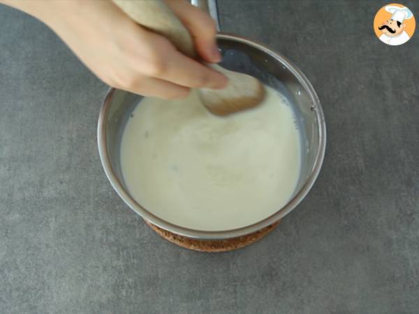 Vaniljpannacotta med aprikoscoulis - Beredning steg 2