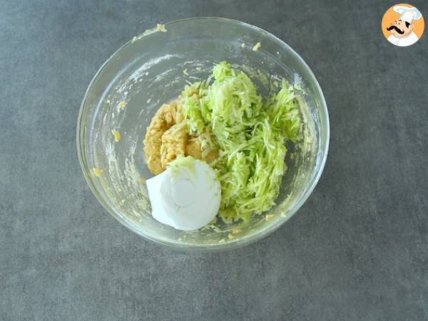 Muffins med zucchini och getost - Beredning steg 2