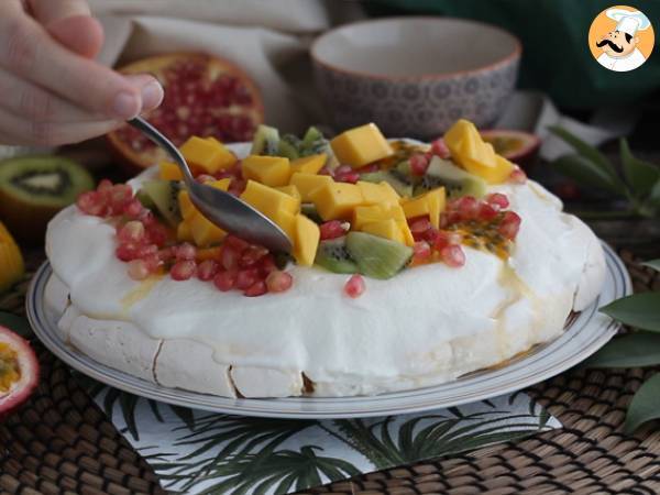 Enkel pavlova med exotiska frukter - Beredning steg 6