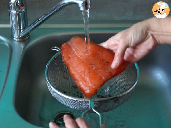 Gravlax, den svenska marinerade laxen - Beredning steg 4