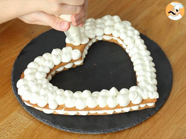 Hjärttårta med Kinder - Hjärttårta för Alla hjärtans dag - Beredning steg 9