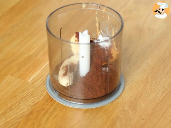 Mug cake med choklad och jordnötssmör i mikrovågsugnen på 1 minut. - Beredning steg 1