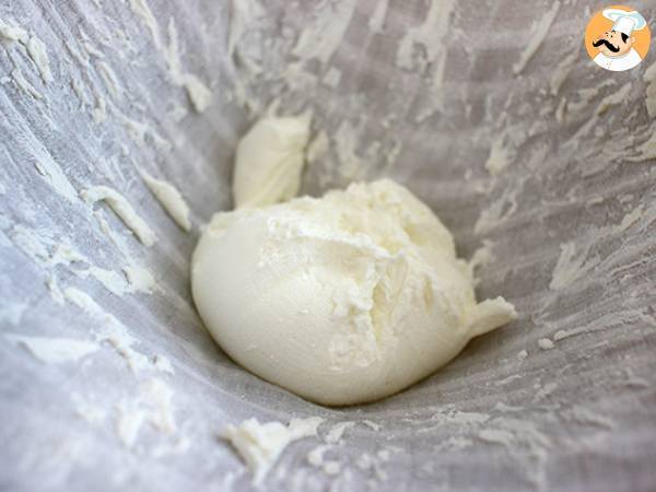 Hemlagad gräddost (Philadelphia-typ) med 2 ingredienser - Beredning steg 6