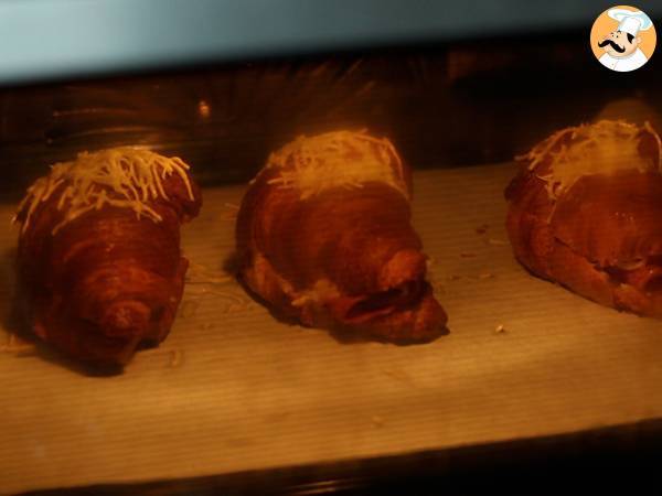 Croissanter med skinka och ost - Beredning steg 4