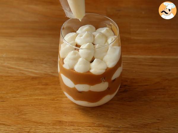 Tiramisu med speculoos och saltad smörkola - Beredning steg 5
