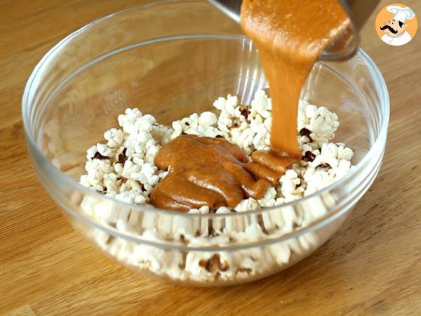 Popcorn med karamell - Beredning steg 5