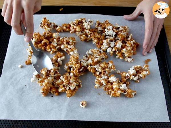 Popcorn med karamell - Beredning steg 6