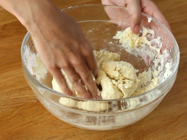 Deg för empanadillas - Beredning steg 2