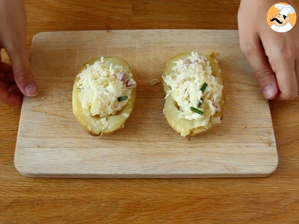 Bakad potatis fylld med bacon och ost - Beredning steg 4