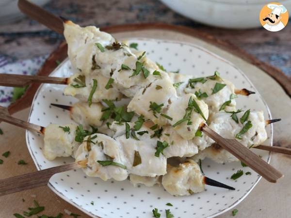 Spett med marinerad kyckling i yoghurt- och citronsås - Beredning steg 4