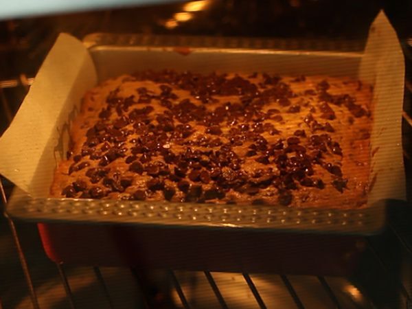 Kaka med chokladbitar - Beredning steg 5