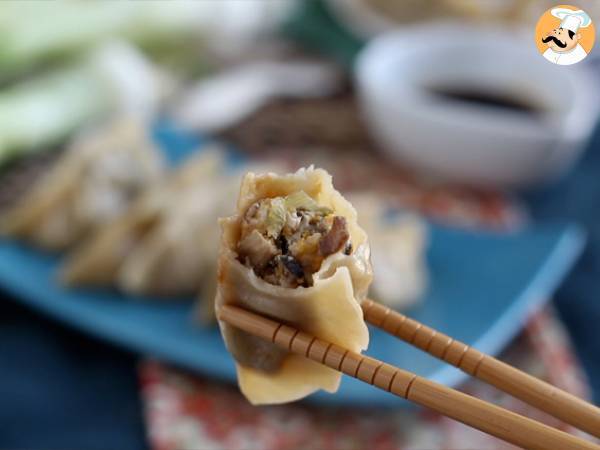 Gyozas med kyckling, morötter och champinjoner - Beredning steg 12