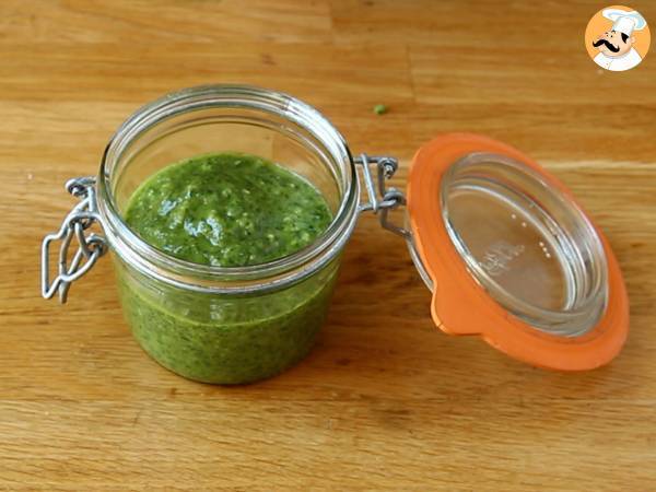 Hemlagad grön pesto - pesto alla genovese - Beredning steg 3