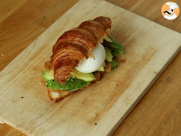 Brunchsmörgås med croissant - Beredning steg 5