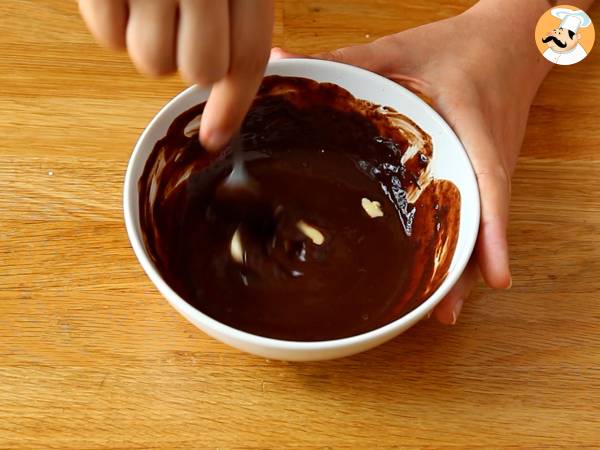 Kaka med chokladtiger - krispig ganache - Beredning steg 7