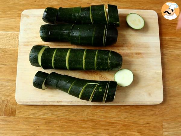 Terrin av zucchini och rökt lax - Beredning steg 1