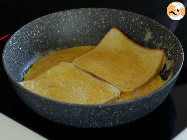 Omelettsmörgås - Fransk toast omelettsmörgås - Äggsmörgås hack - Beredning steg 3