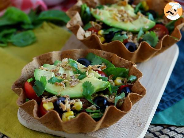 Hur gör man tortillaskålar? Den enkla salladen utan diskning! - Beredning steg 5