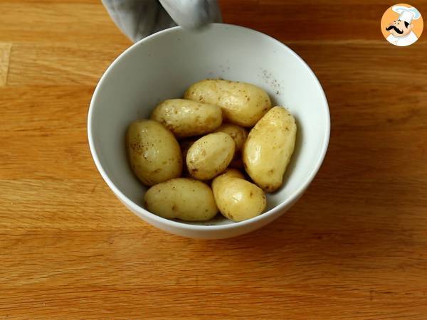 Raclette-croissantmacka för en utsökt brunch! - Beredning steg 1