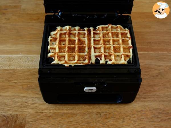 Potatisvåffelsmörgås med raclette, den ultimata comfort food - Beredning steg 4