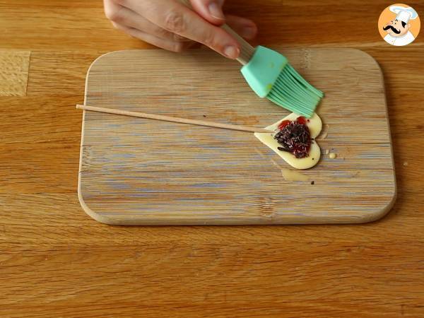 Extra krispiga smördegshjärtan med hallon- och chokladpops - Beredning steg 4