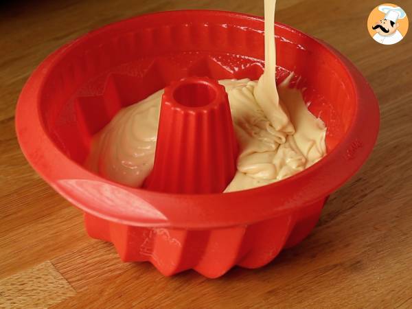 Påskbottentårta med citron och vit choklad - Beredning steg 4