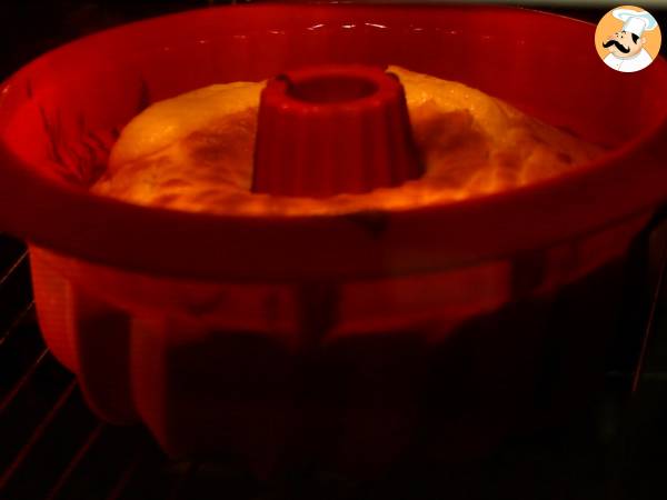 Påskbottentårta med citron och vit choklad - Beredning steg 5