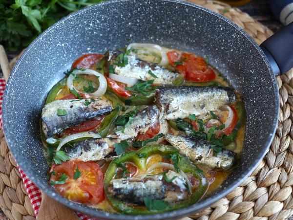 Enkel och billig sardinsoppa - Beredning steg 3
