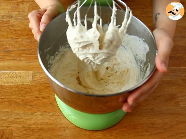 No-bake citron- och honungscheesecake (handledning för tårtdekoration) - Beredning steg 4