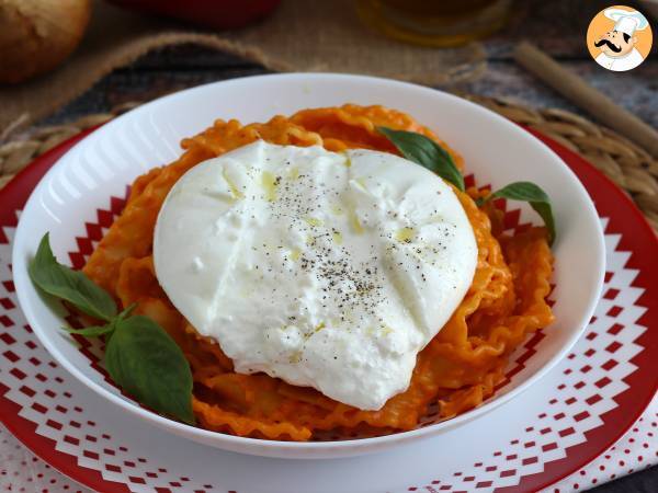 Pesto i kalabrisk stil med krämig burrataost - Beredning steg 8
