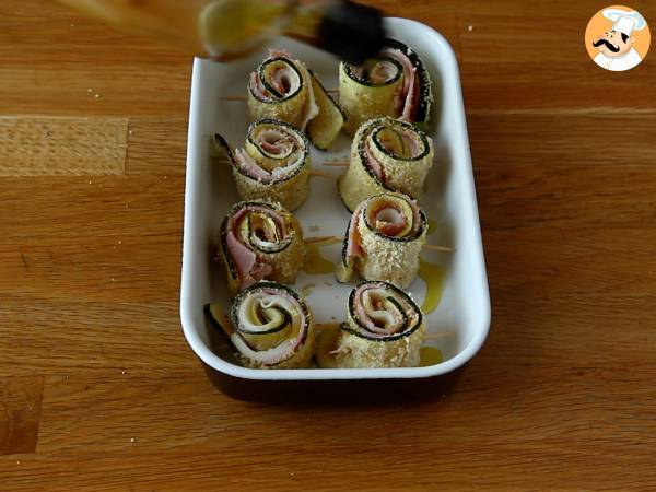 Ugnsbakade zucchinirullar med skinka och scamorzaost - Beredning steg 6