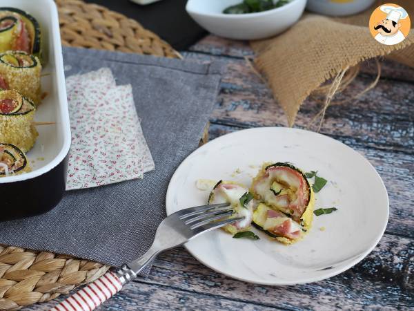 Ugnsbakade zucchinirullar med skinka och scamorzaost - Beredning steg 7