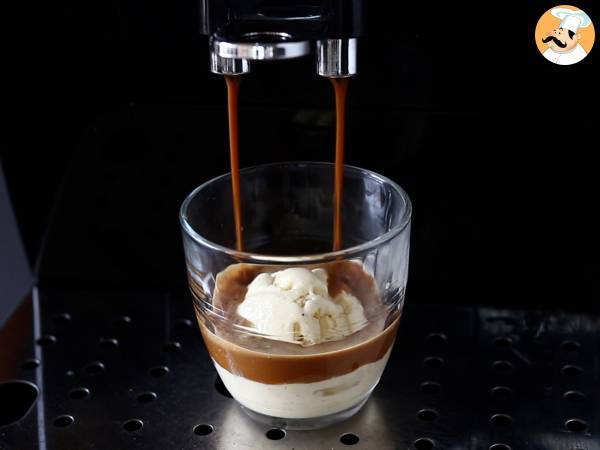 Affogato: det uppfriskande gourmetkaffet! - Beredning steg 2