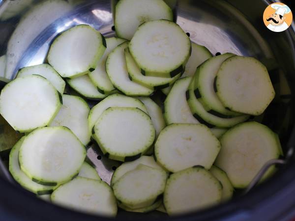 Hur ångkokar jag zucchini? - Beredning steg 2